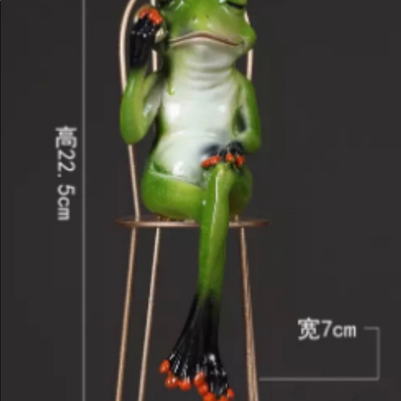 🐸FROG 9” SCULPTURE FIGURINE WITH PHONE ON CHAIR - Picture 5 of 7